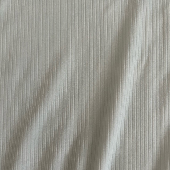 Elegant White Ribbed Bodysuit - Picture 6 of 9